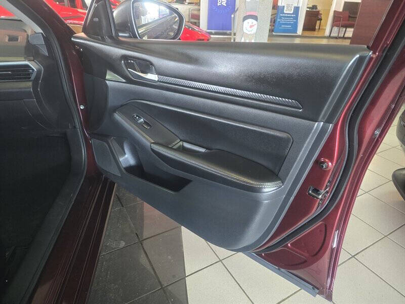 2025 Nissan Altima 2.5 SV