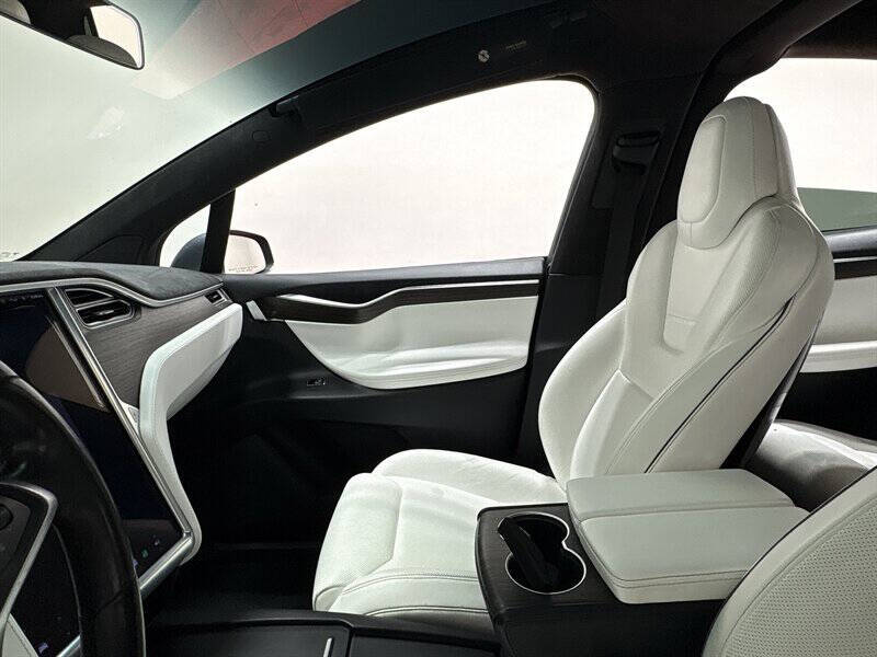 2016 Tesla Model X P90D