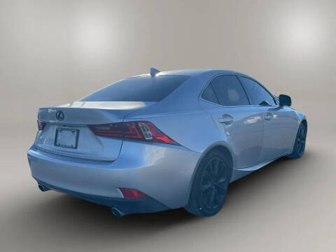 2016 Lexus IS 200t