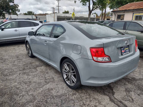 2011 Scion tC