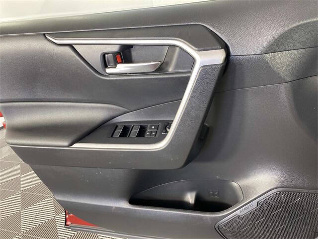 2023 Toyota RAV4 Prime SE