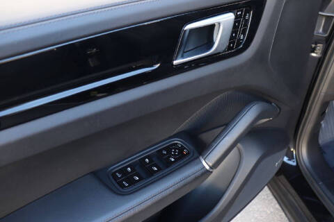 2019 Porsche Cayenne S