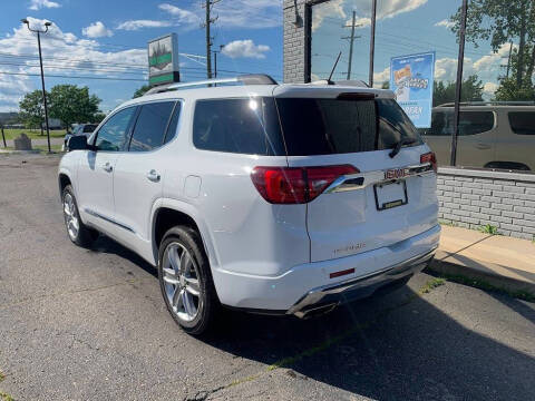 2019 GMC Acadia Denali