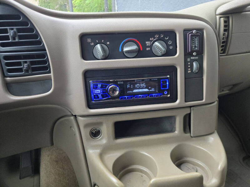 2003 Chevrolet Astro Base - Photo 8