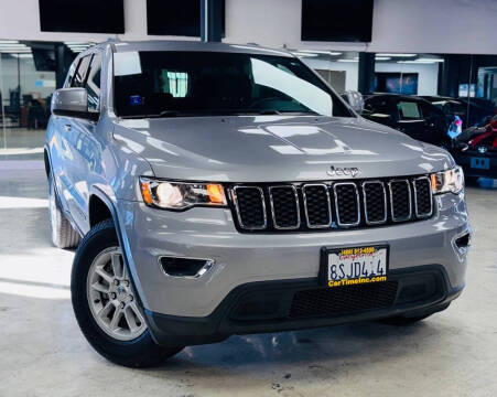 2020 Jeep Grand Cherokee Laredo E