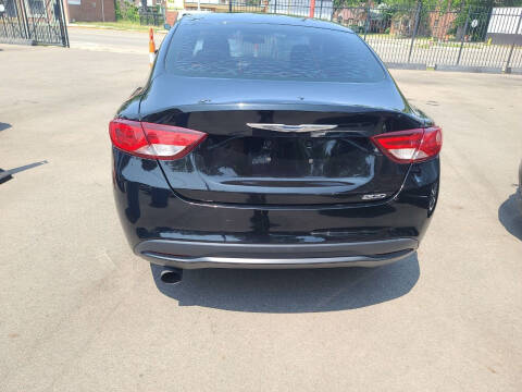 2015 Chrysler 200 LX