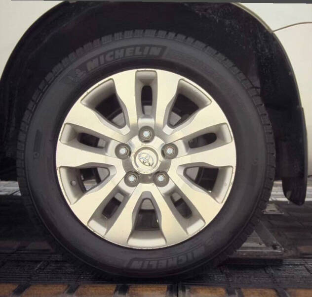 2008 Toyota Sequoia Platinum