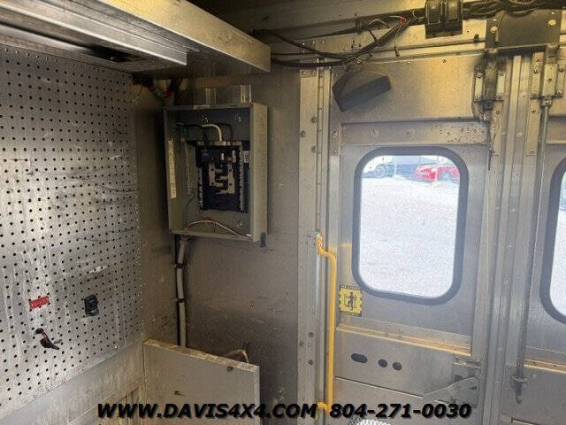 2016 Freightliner MT55 Chassis