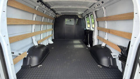 2024 GMC Savana 2500