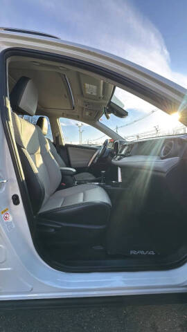 2017 Toyota RAV4 Hybrid Limited