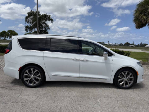 2018 Chrysler Pacifica Limited