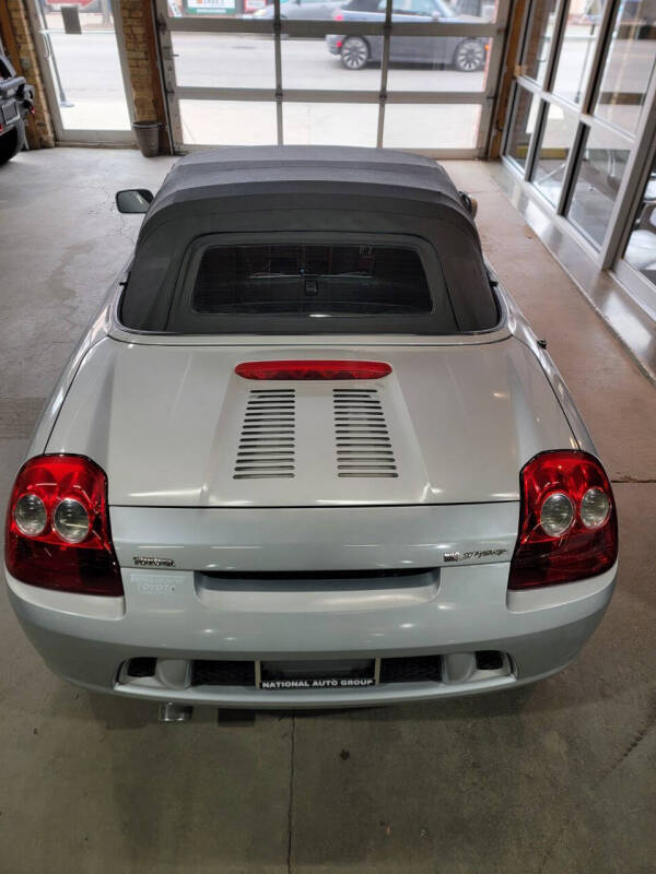 2003 Toyota MR2 Spyder