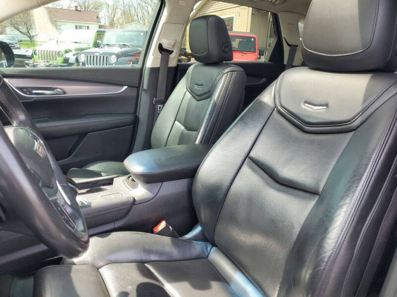 2017 Cadillac XT5 Luxury