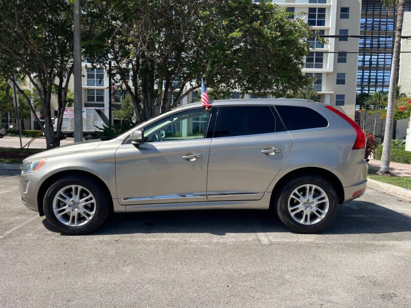 2015 Volvo XC60 T5 Drive-E Premier