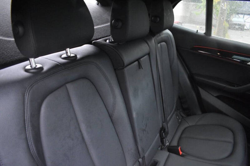 2023 BMW X2 sDrive28i