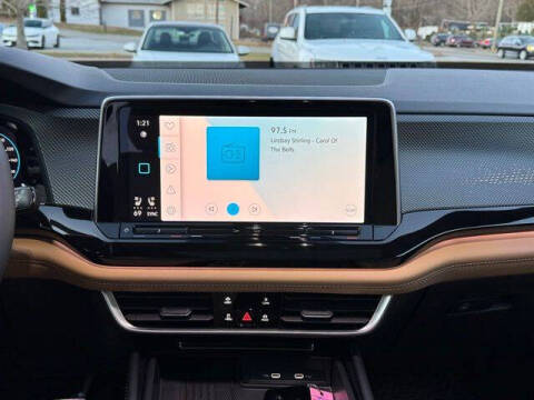 2026 Volkswagen Atlas Cross Sport SEL R-Line Black 4Motion