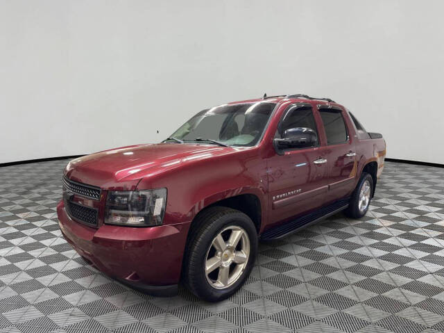 2008 Chevrolet Avalanche for sale at Paley Auto Group in Columbus, OH