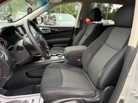 2017 Nissan Pathfinder S