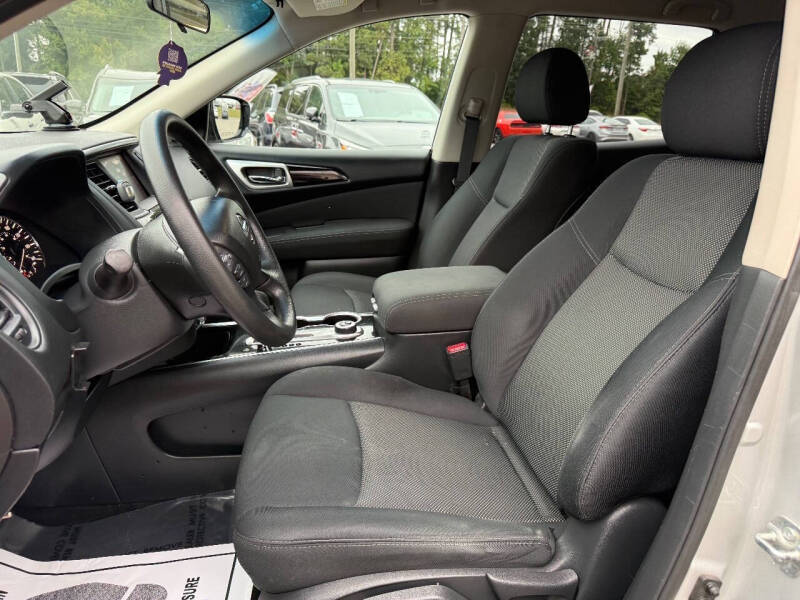 2017 Nissan Pathfinder S