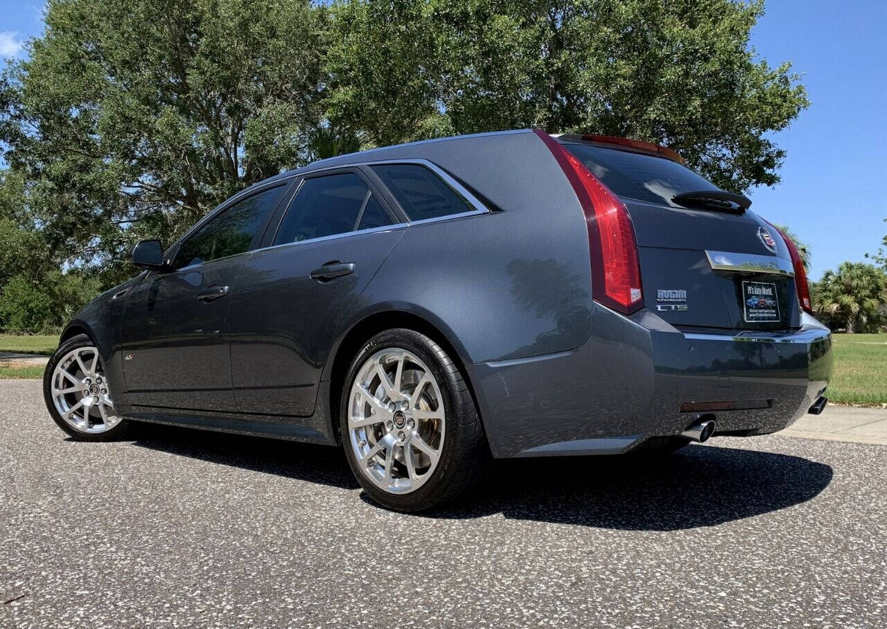 2011 Cadillac CTS-V 22