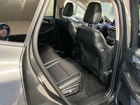 2020 Ford Escape Hybrid SE Sport