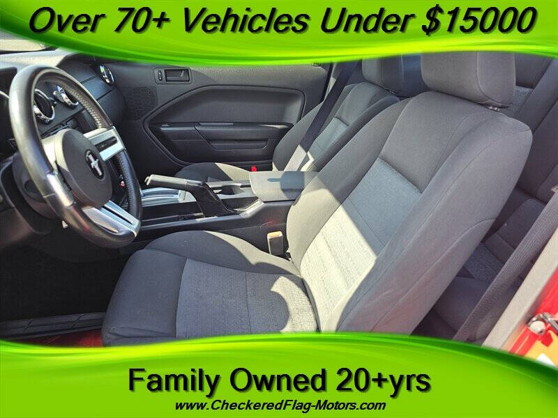 2006 Ford Mustang V6 Standard