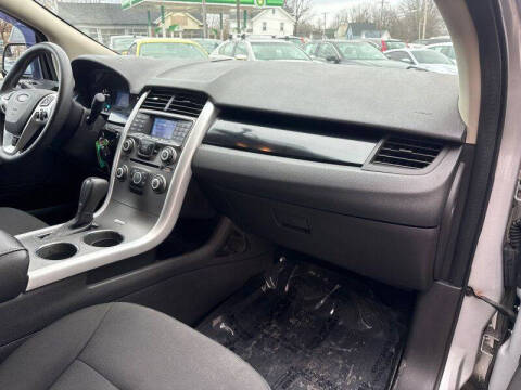 2013 Ford Edge SE