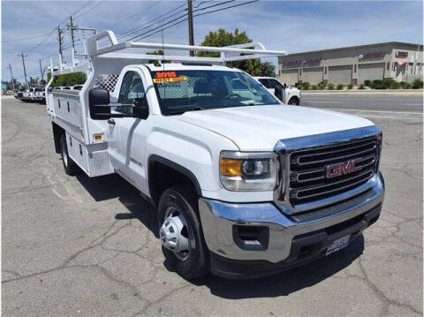 2015 GMC Sierra 3500HD CC