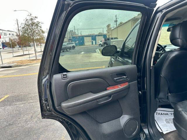 2011 Cadillac Escalade