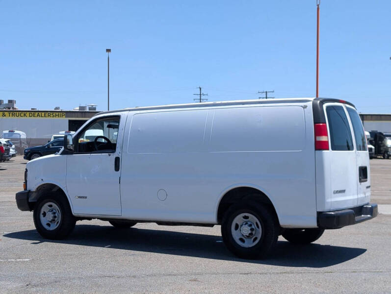 2005 Chevrolet Express 2500