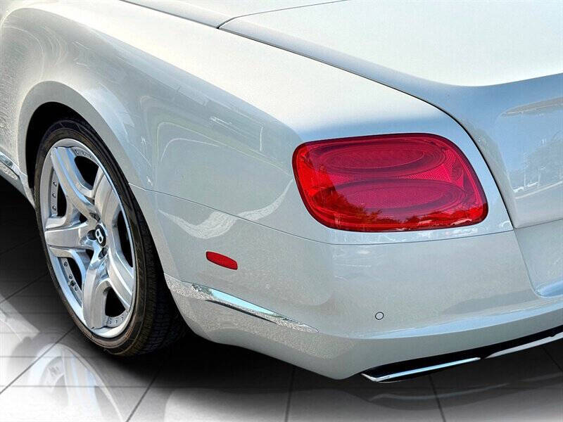2013 Bentley Continental 13
