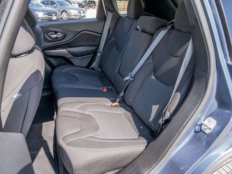 2019 Jeep Cherokee Latitude