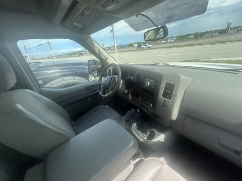 2017 Nissan NV