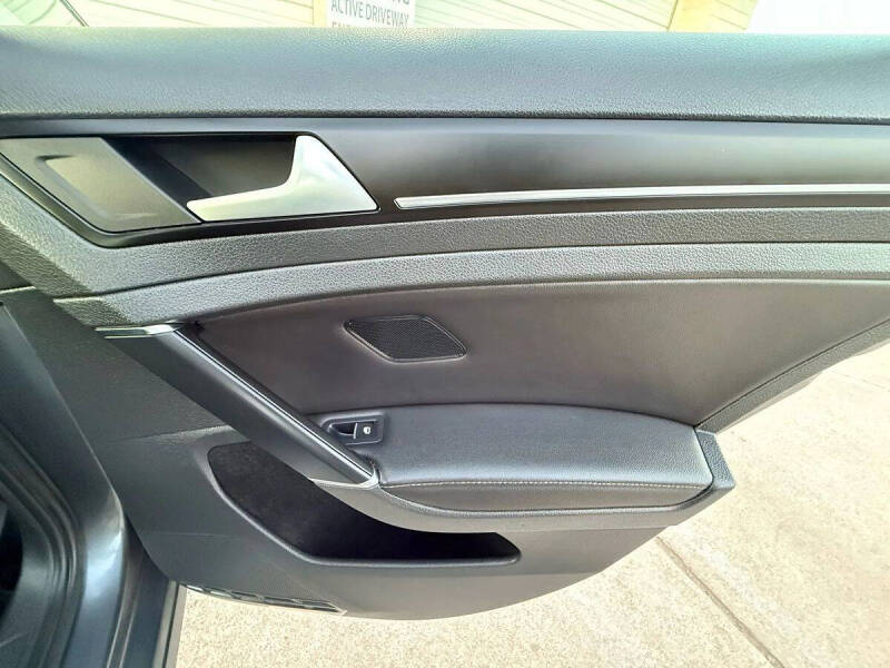 2015 Volkswagen Golf SportWagen TSI SEL