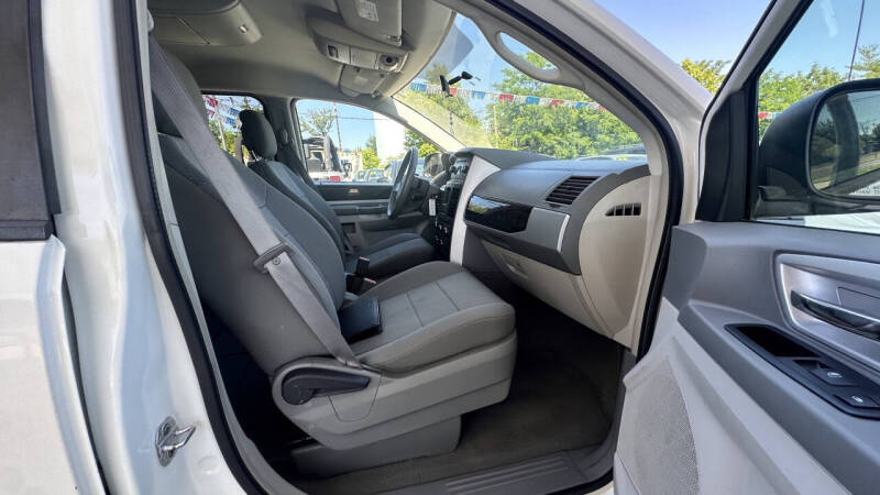 2010 Dodge Grand Caravan SXT
