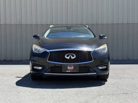 2017 Infiniti QX30 Premium