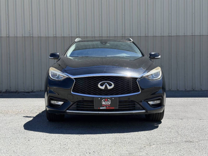 2017 Infiniti QX30 Premium