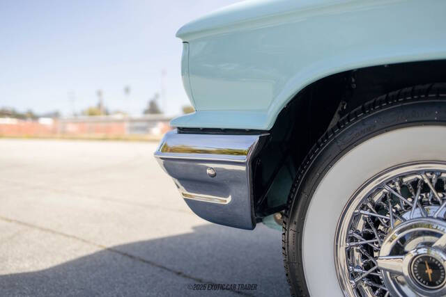 1960 Ford Thunderbird