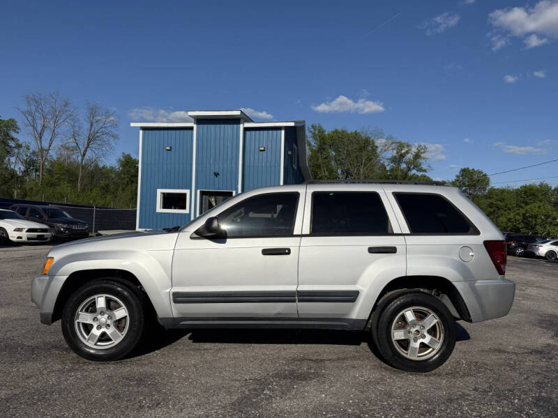 2005 Jeep Grand Cherokee Laredo