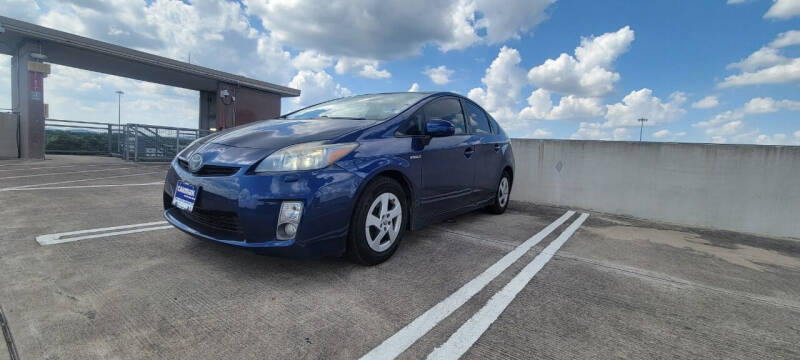 Used 2011 Toyota Prius V with VIN JTDKN3DU4B0322121 for sale in Austin, TX