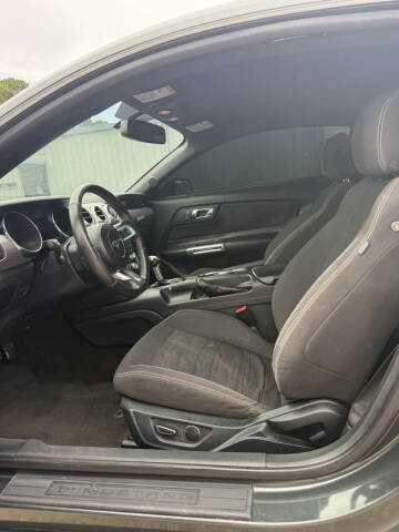 2015 Ford Mustang EcoBoost Premium
