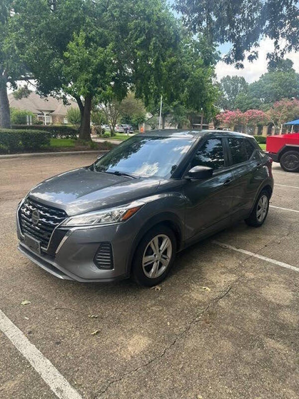 2021 Nissan Kicks S