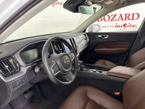 2018 Volvo XC60 T6 Momentum