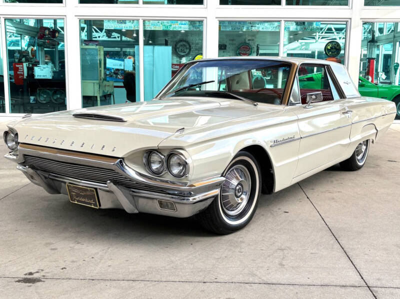 1964 Ford Thunderbird