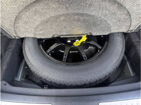 2021 Land Rover Range Rover Velar P400 R-Dynamic HSE