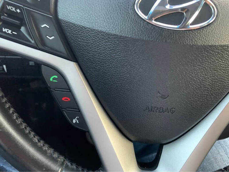 2015 Hyundai Veloster