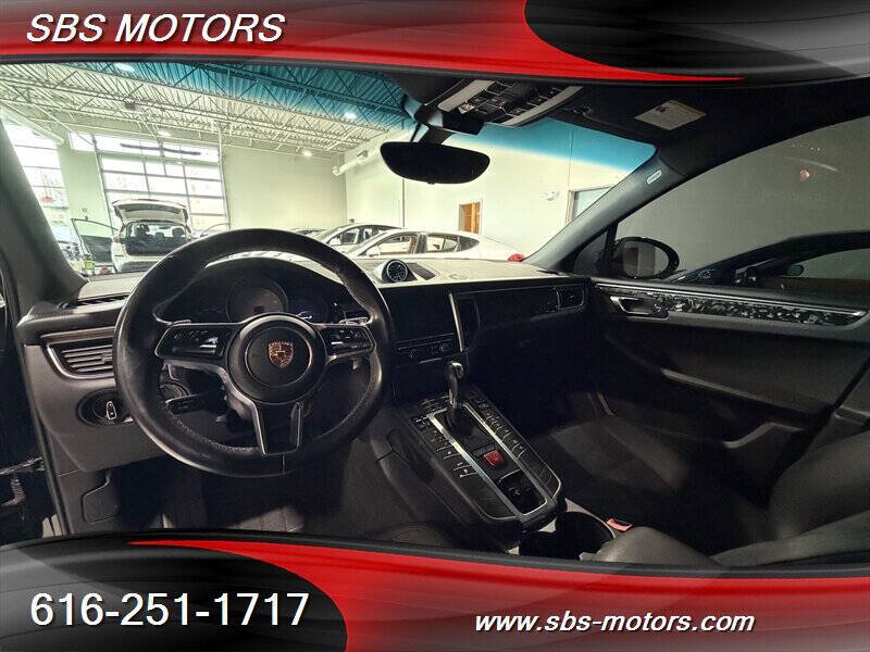 2015 Porsche Macan S
