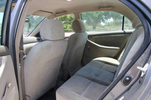 2005 Toyota Corolla