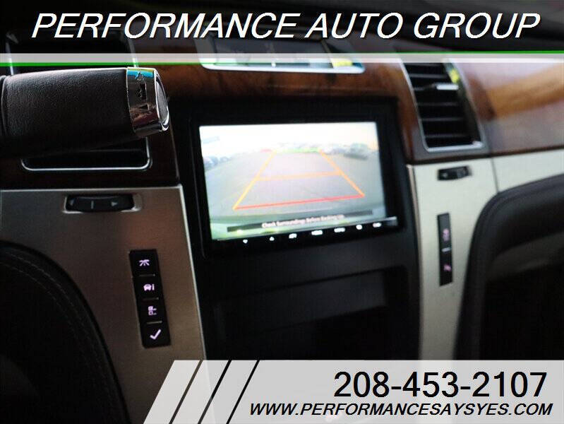 2013 Cadillac Escalade Platinum Edition