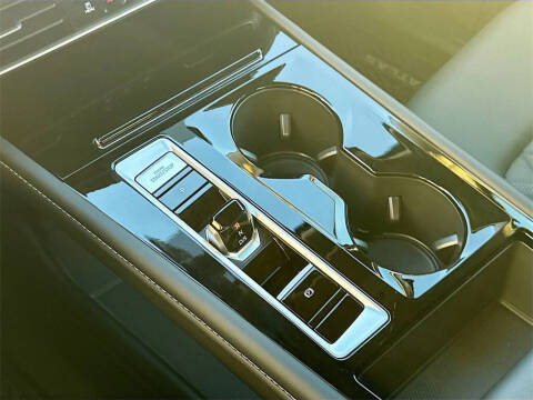 2026 Volkswagen Atlas SEL Premium R-Line 4Motion